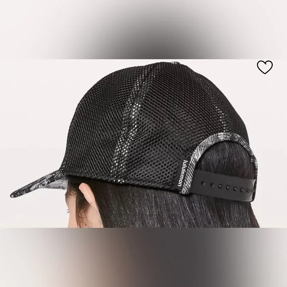 NWT Rare Lululemon City Adventurer Hat - Picture 4 of 5